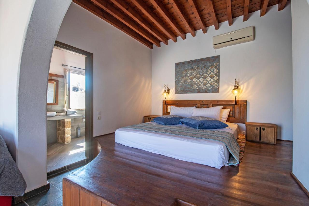 Saint Artemios Boutique Hotel Rhodes City Esterno foto