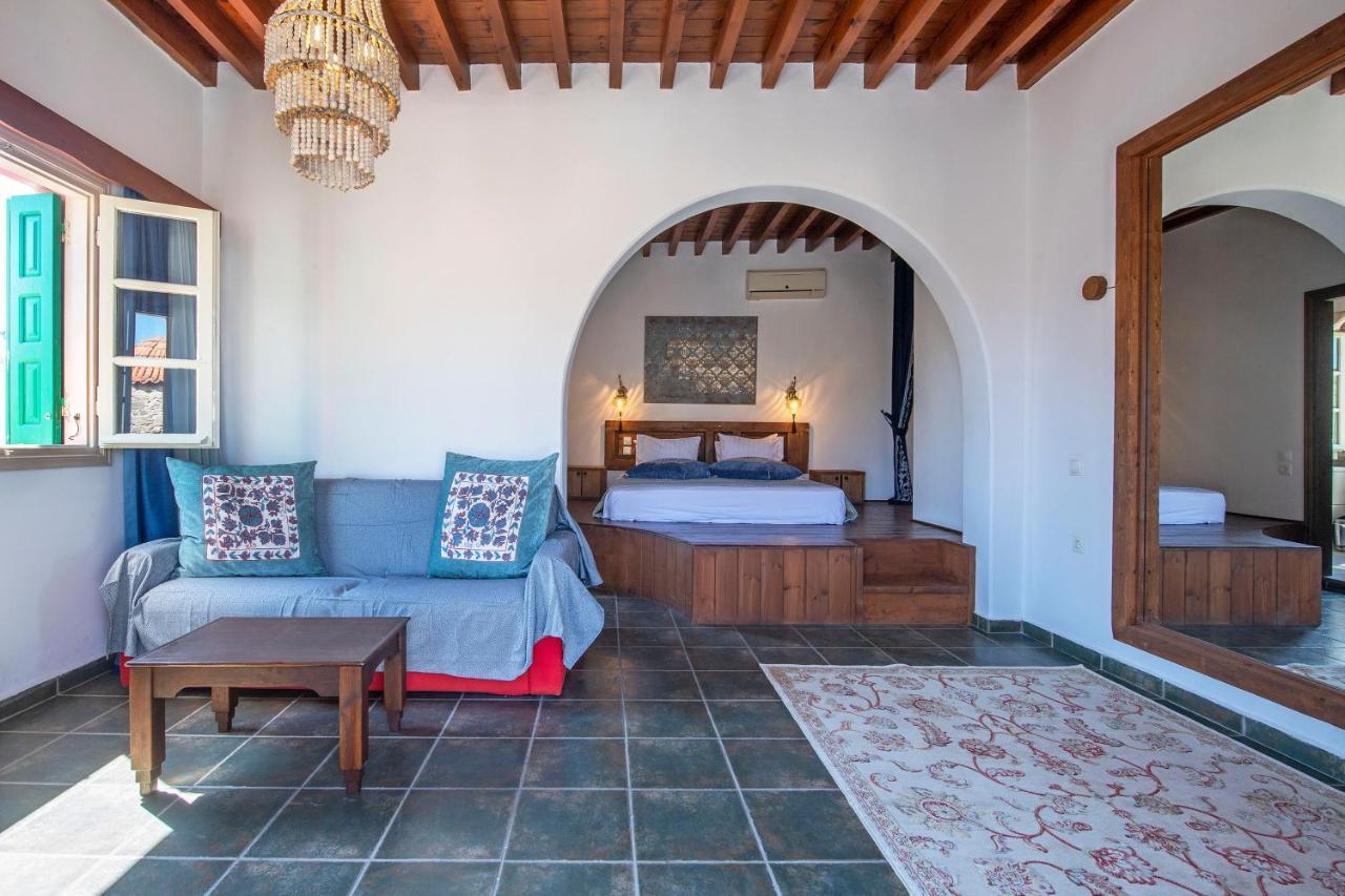 Saint Artemios Boutique Hotel Rhodes City Esterno foto