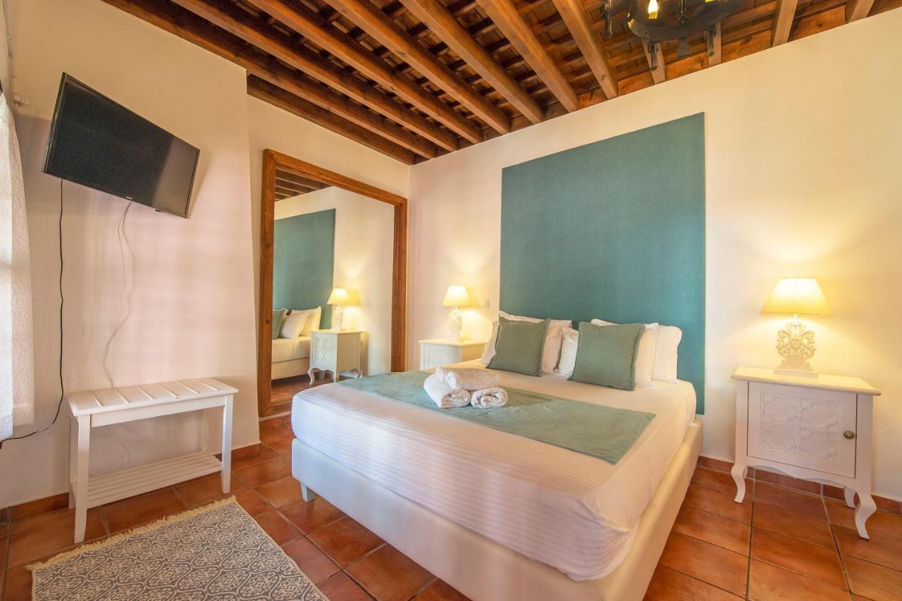 Saint Artemios Boutique Hotel Rhodes City Esterno foto